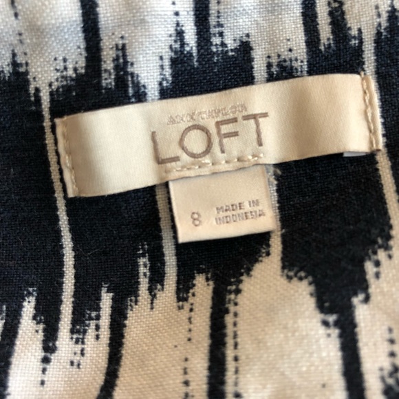 LOFT Navy/White Ikat Skirt Size 8 - Picture 3 of 4